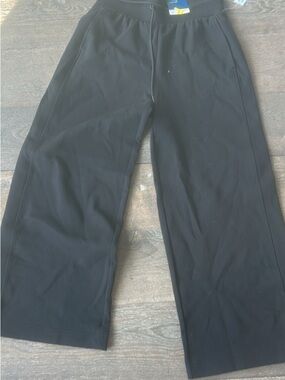 Old Navy Black Wide-Leg Pull-On Lounge Pants
